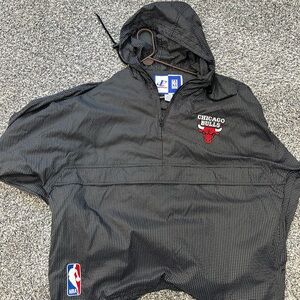 Vintage Logo Athletic Chicago Bulls Pullover